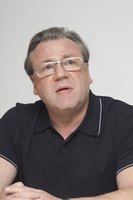 Ray Winstone Longsleeve T-shirt #2310919