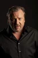 Ray Winstone Longsleeve T-shirt #2310941