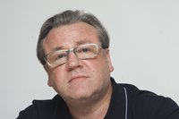 Ray Winstone Sweatshirt #2310993