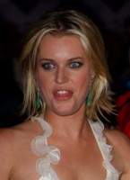 Rebecca Romijn Longsleeve T-shirt #1416021