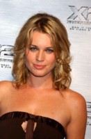 Rebecca Romijn Longsleeve T-shirt #1416115
