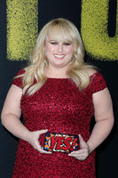 Rebel Wilson Longsleeve T-shirt #2965695