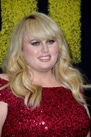 Rebel Wilson Longsleeve T-shirt #2965707