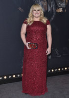Rebel Wilson Longsleeve T-shirt #2965790