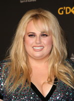 Rebel Wilson Longsleeve T-shirt #2965887