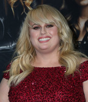 Rebel Wilson Longsleeve T-shirt #2965939