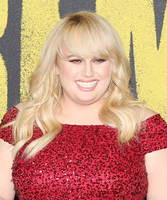 Rebel Wilson Longsleeve T-shirt #2965968
