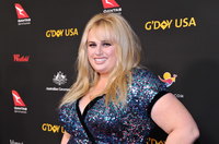 Rebel Wilson Longsleeve T-shirt #2965999