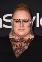 Rebel Wilson Longsleeve T-shirt #3739204