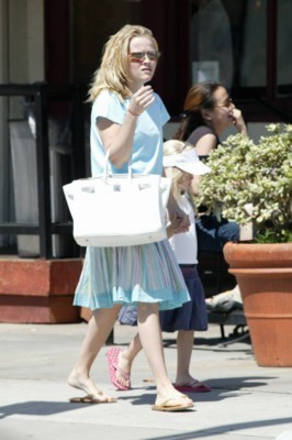 Reese Witherspoon tote bag #G43974