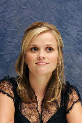 Reese Witherspoon Poster 2237405