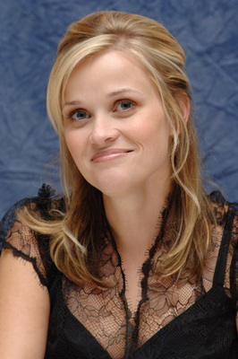 Reese Witherspoon puzzle 2244316