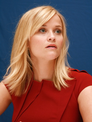 Reese Witherspoon Mouse Pad 2244358