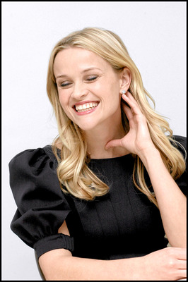 Reese Witherspoon puzzle 2288085