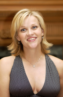 Reese Witherspoon Mouse Pad 2389361
