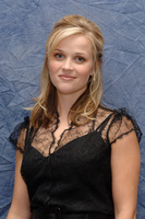 Reese Witherspoon Sweatshirt #2394175