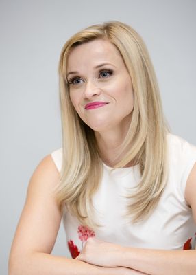 Reese Witherspoon Mouse Pad 2453320