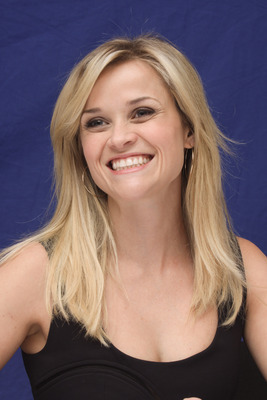 Reese Witherspoon Poster 2453325