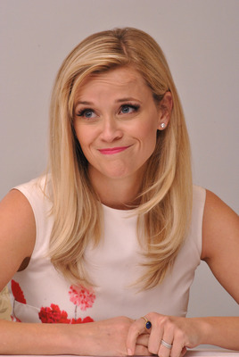 Reese Witherspoon Poster 2489272