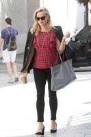 Reese Witherspoon t-shirt #2830212