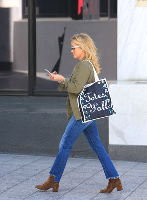 Reese Witherspoon stickers 3216531