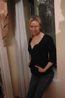 Renee Zellweger hoodie #2237254