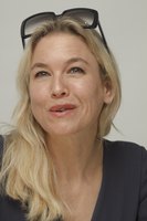Renee Zellweger t-shirt #2251502