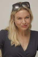 Renee Zellweger t-shirt #2251546