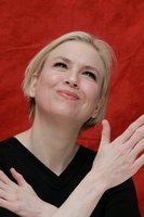 Renee Zellweger Sweatshirt #2251587