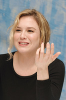 Renee Zellweger t-shirt #2272417