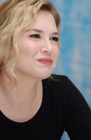 Renee Zellweger t-shirt #2385817