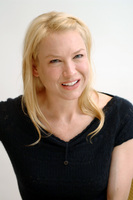 Renee Zellweger t-shirt #2393762