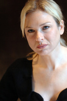 Renee Zellweger hoodie #2401768
