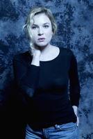 Renee Zellweger Sweatshirt #3264393