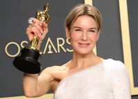 Renee Zellweger t-shirt #3934989