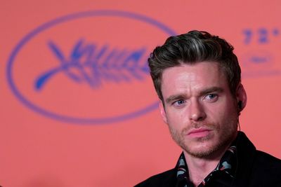 Richard Madden Poster 3864929