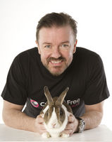 Ricky Gervais Longsleeve T-shirt #2228163