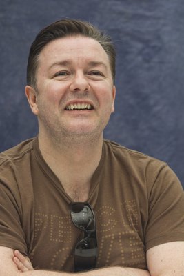 Ricky Gervais Mouse Pad 2258417