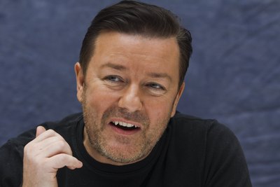 Ricky Gervais Mouse Pad 2258420