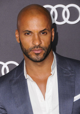 Ricky Whittle puzzle 2776220