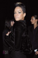Rihanna Longsleeve T-shirt #1520382