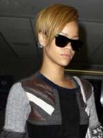 Rihanna Sweatshirt #1525171