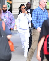 Rihanna Sweatshirt #2790701