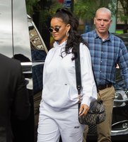 Rihanna Sweatshirt #2790710