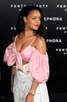 Rihanna mug #G1032875