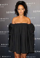 Rihanna mug #G1032896