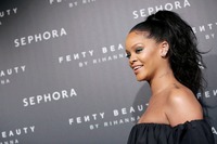 Rihanna mug #G1032898