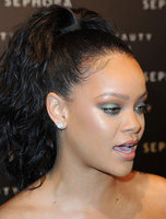 Rihanna mug #G1033123