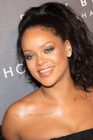 Rihanna tote bag #G1033161