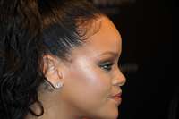 Rihanna mug #G1033256